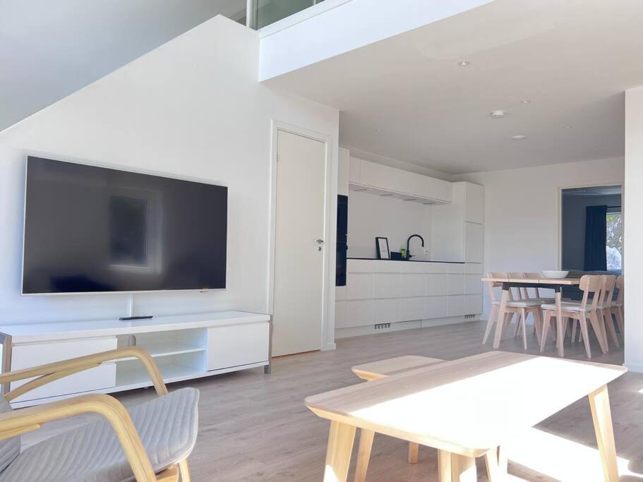 Top Floor Apartment Arossanden 5 A Kristiansand Exterior foto